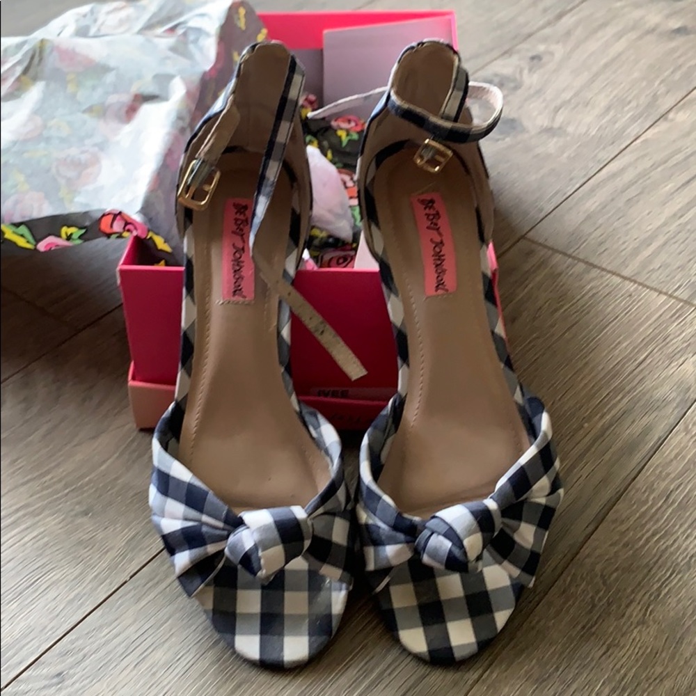 Betsy Johnson gingham sandals